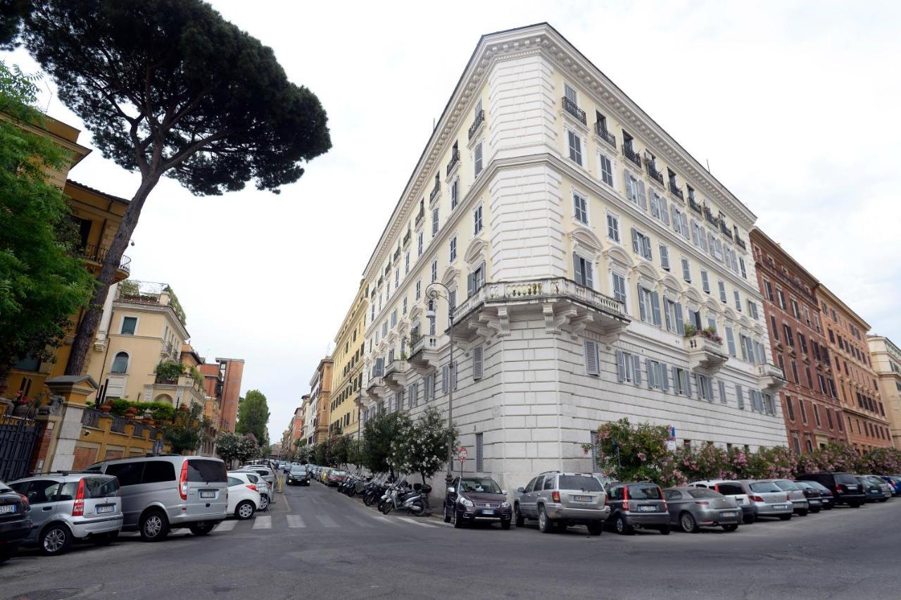Mecenate Deluxe Colosseum Roma Dış mekan fotoğraf